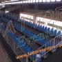 arquibancada indoor com cadeiras