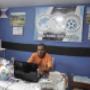 o presidente do cot em sua sala