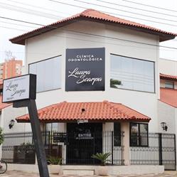 Laura Scarpa Odontologia