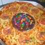 Enviado por visitante em 22/02/2016 - pizza gigante 50 cm