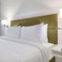 Premium Room-Queen Bed