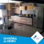 Divisória de vidro