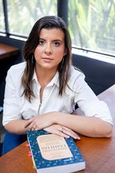 Ana Carolina Alves Advogada