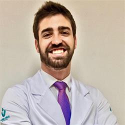 Dr. Adriano Guimarães