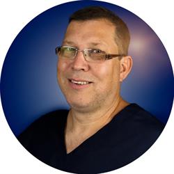 Dr. Marcelo Braga - MB Odontologia Especializada