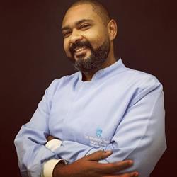 Dr. Gustavo Santos - Cirurgião Dentista