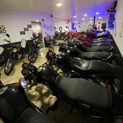 Motos Leo Loja 01