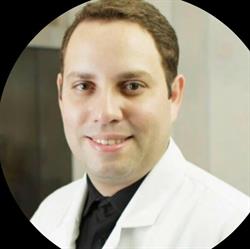 Dr. Diego Vaz