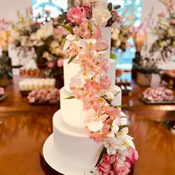 Luciane Aguiar - Designer de Bolos, Tortas e Doces