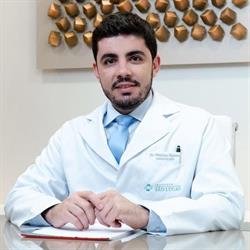 Dr. Vinícius Paiva Novaes