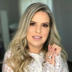 Dra. Daniela Torres -Harmonização facial