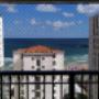 Escritório com vista para o mar