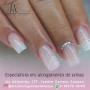 Alongamento de unhas em fibra de vidro