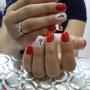 esmaltação-em-gel-vermelho-decoracão-corações