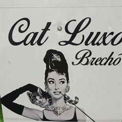 Cat Luxo