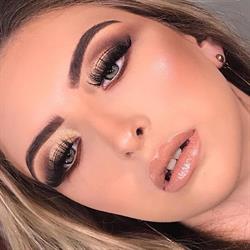 Isabella Kodan Makeup