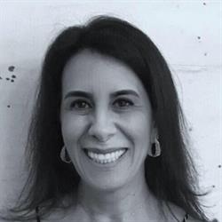 Patricia Karla De Souza Dermatologia S/S
