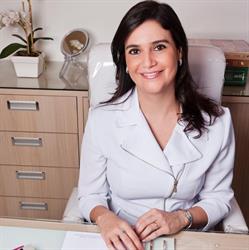 Dra. Renata Rodrigues Orofino, Dermatologista
