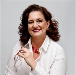 Dra. Ana Paula Yanssen Noveletto