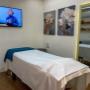 Sala de atendimento da Bonapele Estética em São Paulo, ambiente moderno, aconchegante e equipado para tratamentos corporais, faciais e depilação a laser.