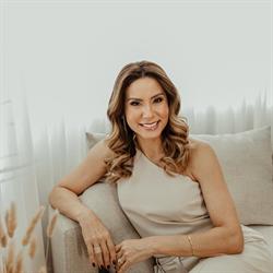 Dra. Lidiane FisioBeauty - Clínica de Estética