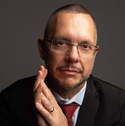 Dr Diego Denardi - Clínica de Olhos