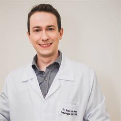 Dr. Murilo Calvo Peretti Dermatologista Presidente Prudente