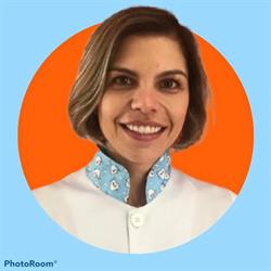 Dra Juliana Rampim