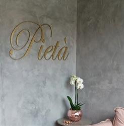 Pietà Moda Feminina