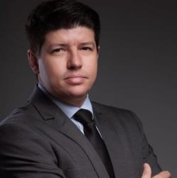 Dr. Rafael Camargo - Advogado