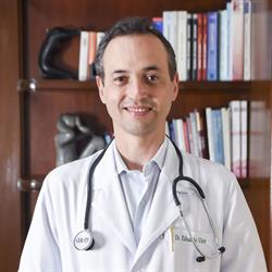 Dr. Eduardo Vitor - Urologista e Cirurgia Robótica