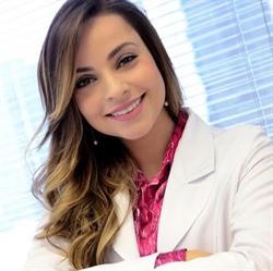Dra Renata de Ávila