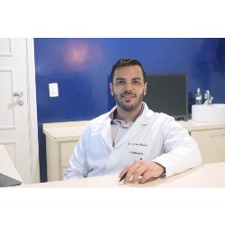 Dr. Carlos Botelho  Oftalmologista especialista em Glaucoma