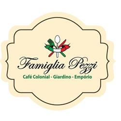 Famiglia Pezzi Café Colonial