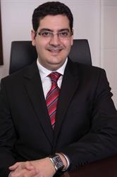 Dr. Eduardo Iunes - Especialista em Coluna