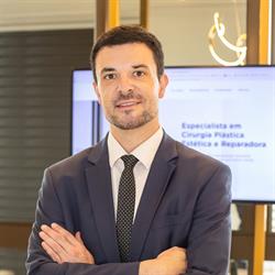 Dr. Daniel Ribeiro Lopes - Clínica de Cirurgia Plástica