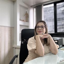 Dra. Aline Machado Oliveira Médica Psiquiatra