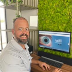 Dr. Claudio Picosse - Oftalmologista