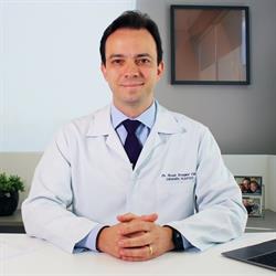 Dr. Ricardo Westphal - Cirurgião Plástico