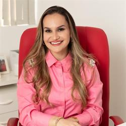 Nutricionista Gabriela Moraes