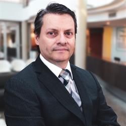 Dr. Paulo Renato de Paula Cirurgia Plástica