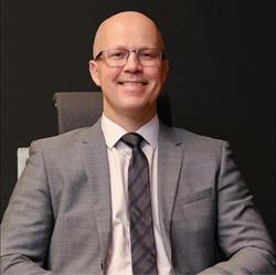 Dr. Fabiano Kupczik