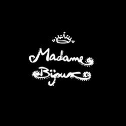 Madame Bijoux Moema