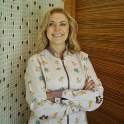 Dra. Niani Alvarez Correa Torres, Dentista