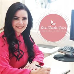 Dra Claudia Grava - Harmonização e Estética Orofacial e Odontopediatria