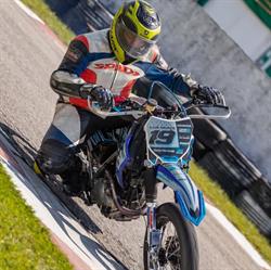 Contra pino Racing