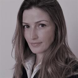 Dentista Tres Rios - Dra Rafaelle Oliveira