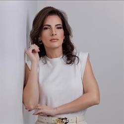 Dra Nathália S. Gabioneta