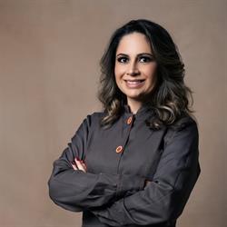 Dra Flaviana Goulart - Invisalign Doctor