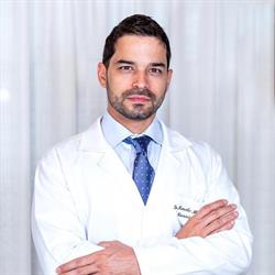 Dr Marcelo Medeiros